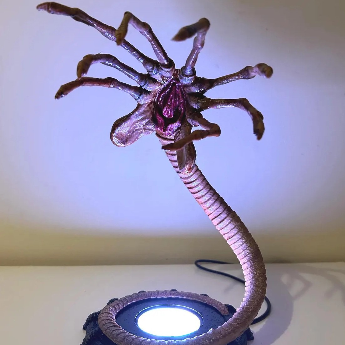 Alien Facehugger Lamp Nightlig - Halloween Party Supplies ulasan dan harga