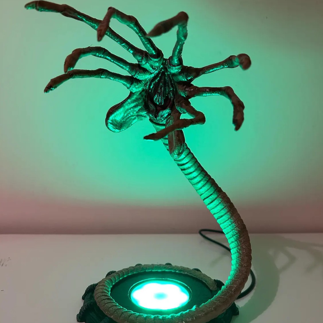 Alien Facehugger Lamp Nightlig - Halloween Party Supplies ulasan dan harga