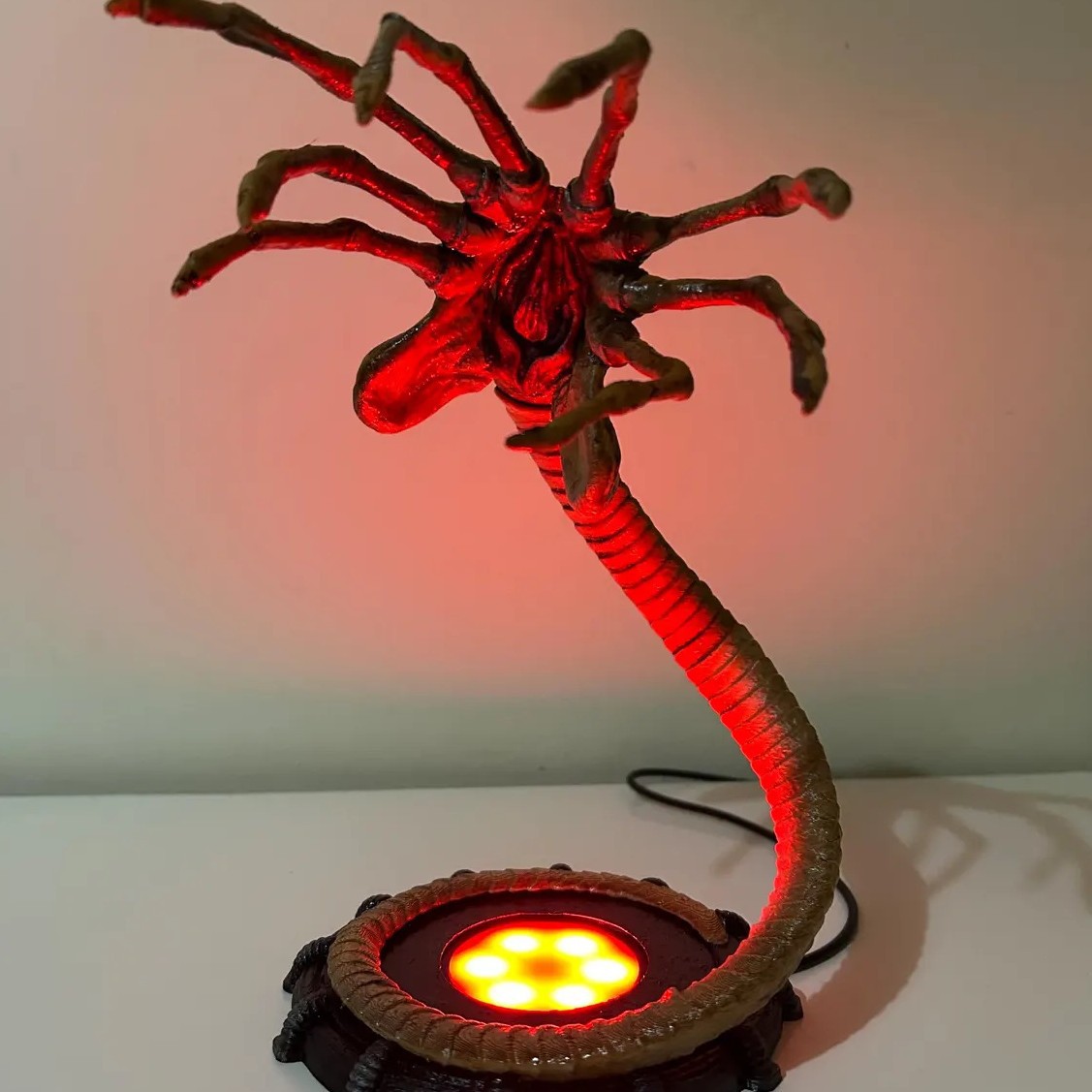 Alien Facehugger Lamp Nightlig - Halloween Party Supplies ulasan dan harga